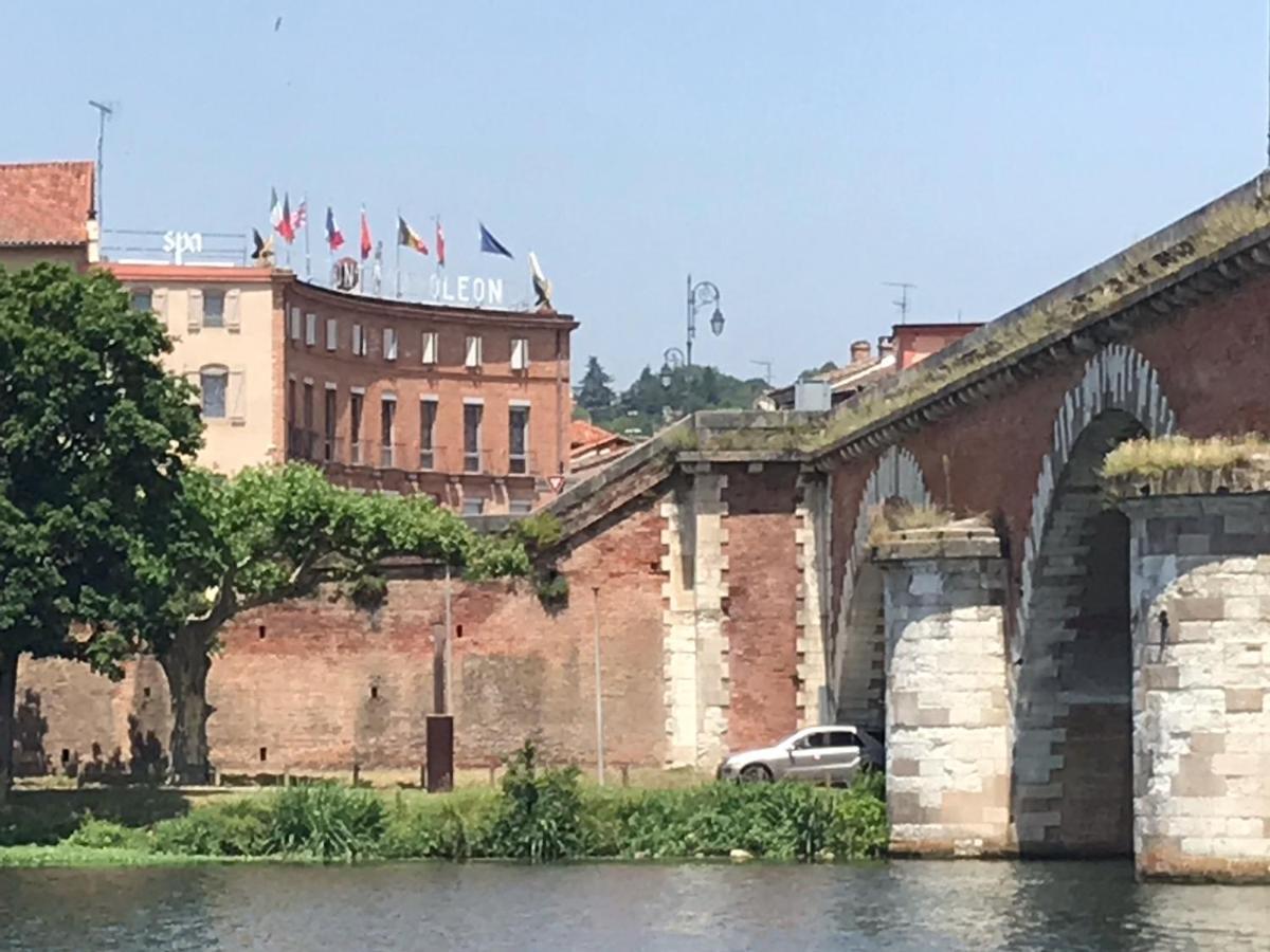 Hotel Restaurant Le Pont Napoleon Moissac Exteriér fotografie